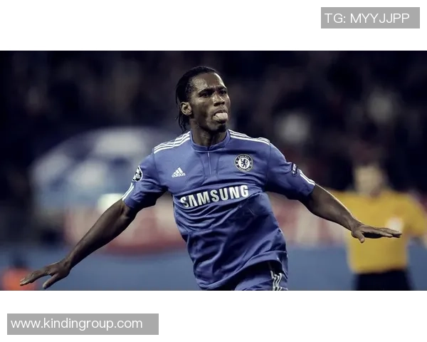 足球明星照片素描艺术展览探索足球与艺术的完美结合之旅